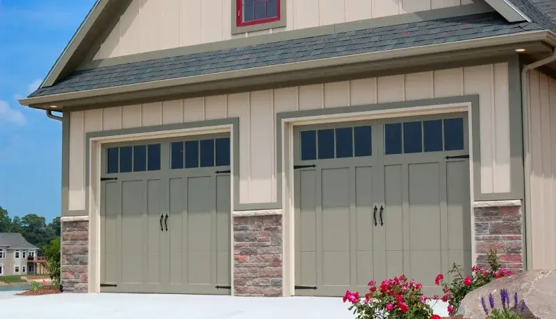 Overlay carriage house collection thumbnail